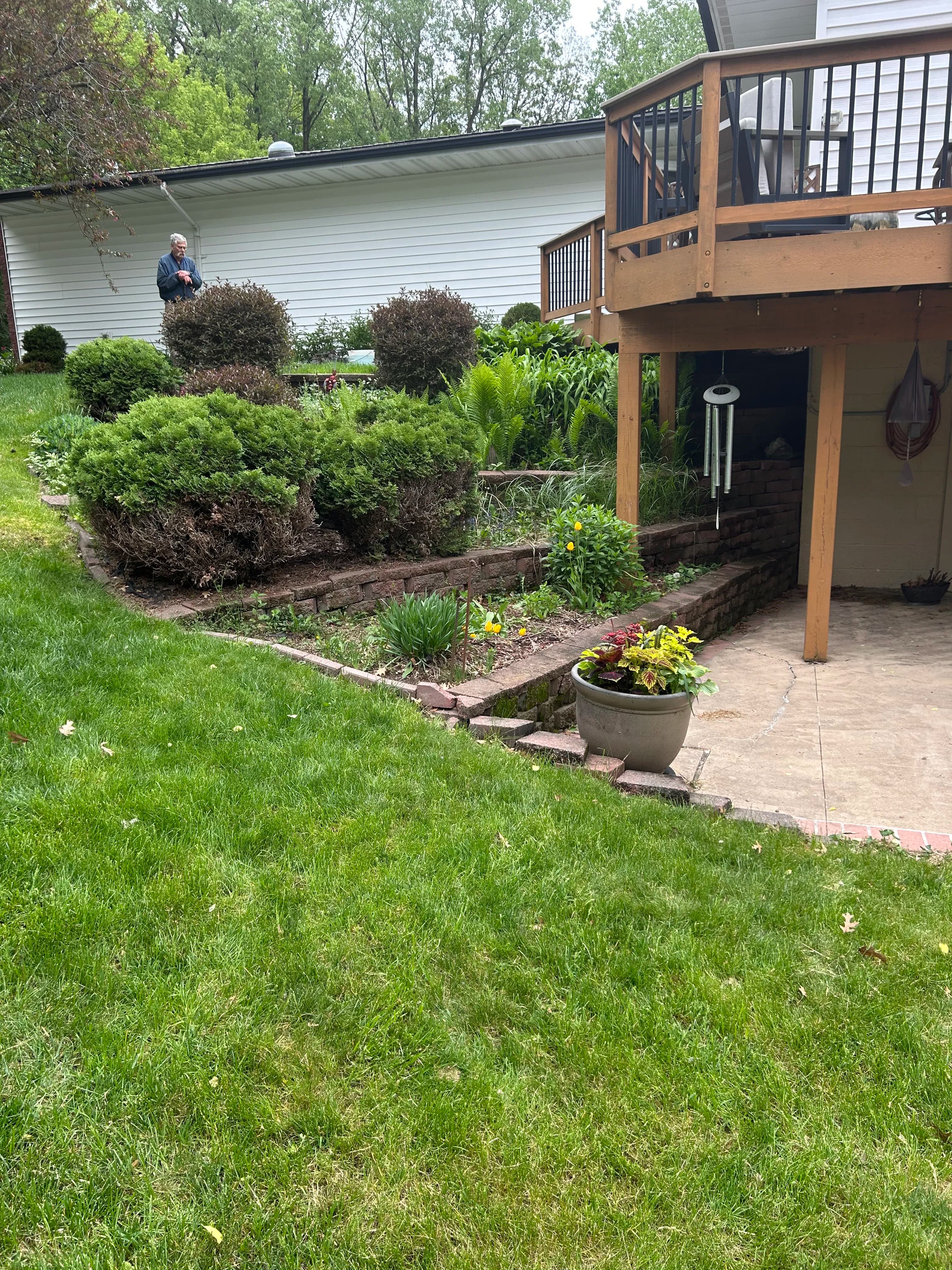 Project Worn Out Retaining Walls Rebuilt From the Ground Up image