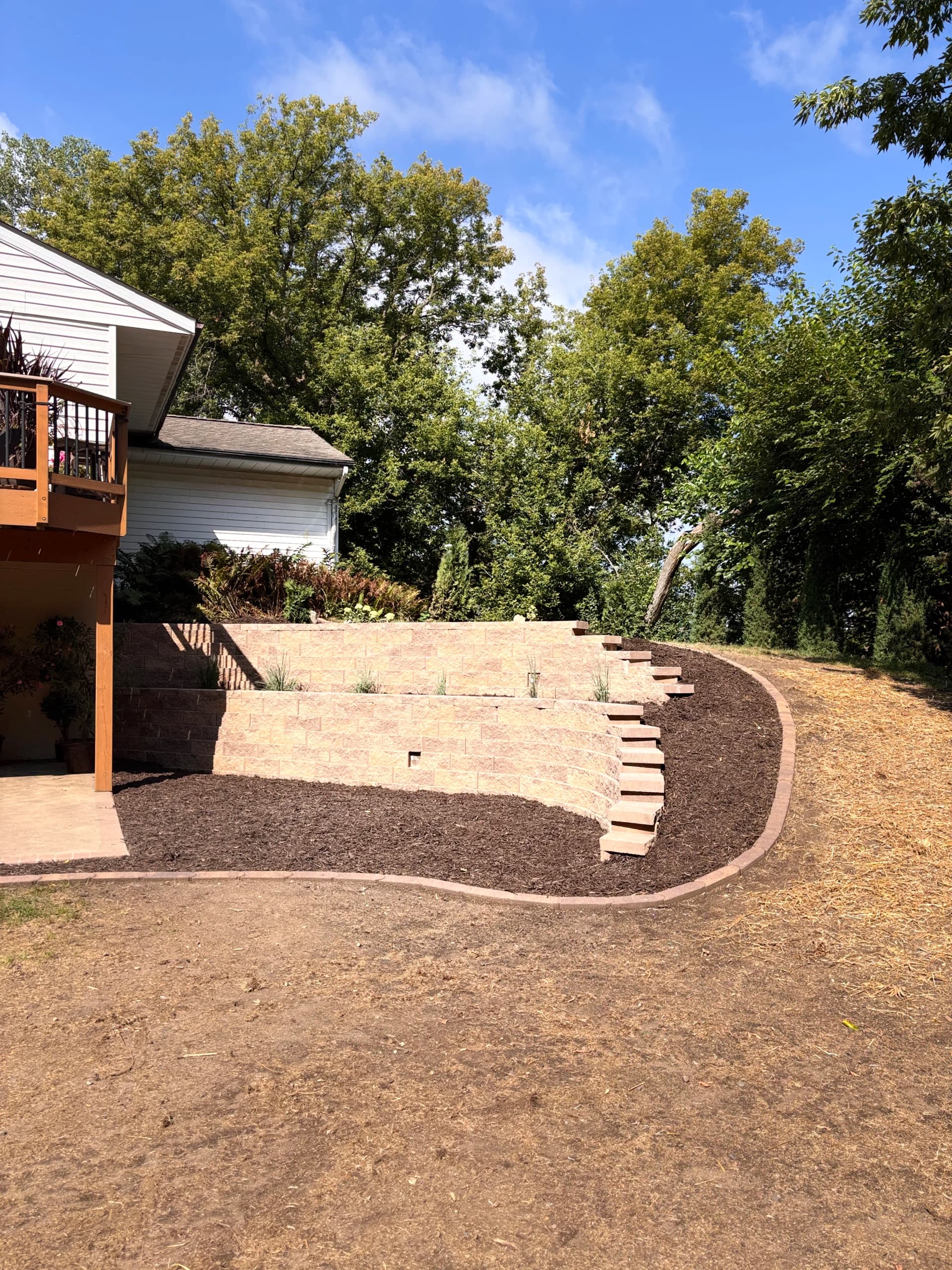 Gallery photos for Worn Out Retaining Walls Rebuilt From the Ground Up: Image #5