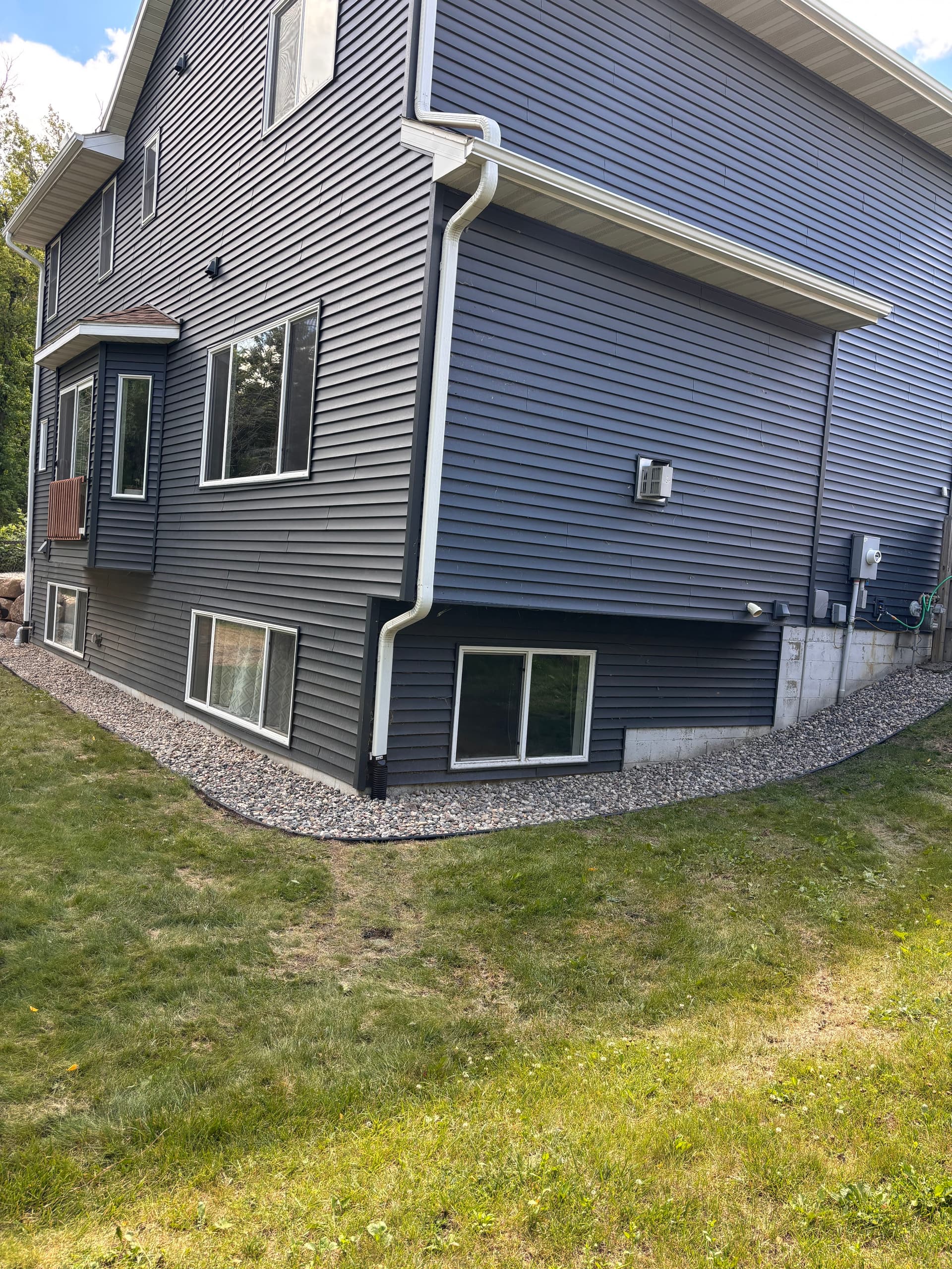 Gallery photos for Boulder Wall, River Rock and Backyard Grading Done Right: Image #4