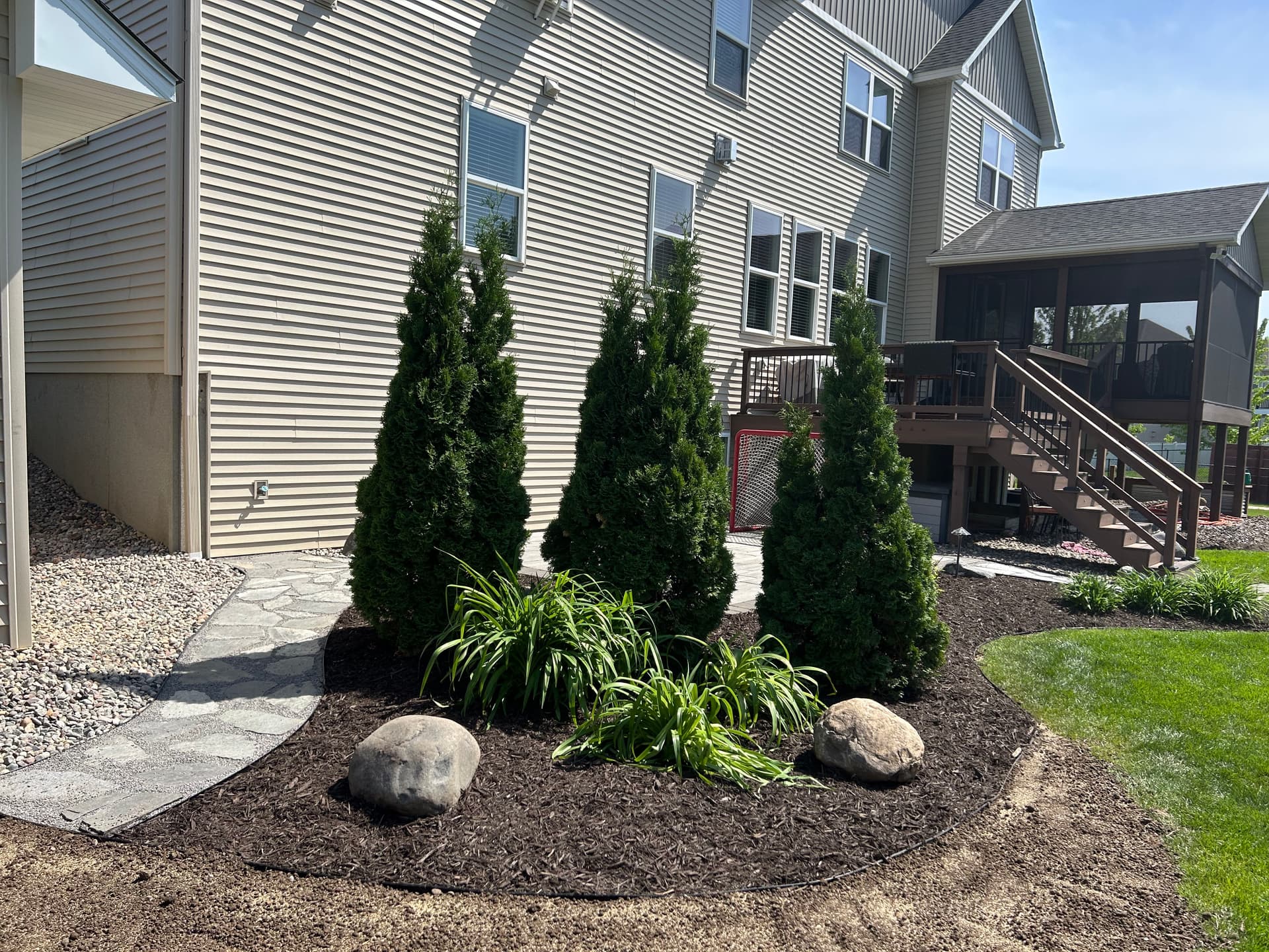 Gallery photos for Granite Flagstone Walkway and Landscaping Refresh with Dark Mulch: Image #2