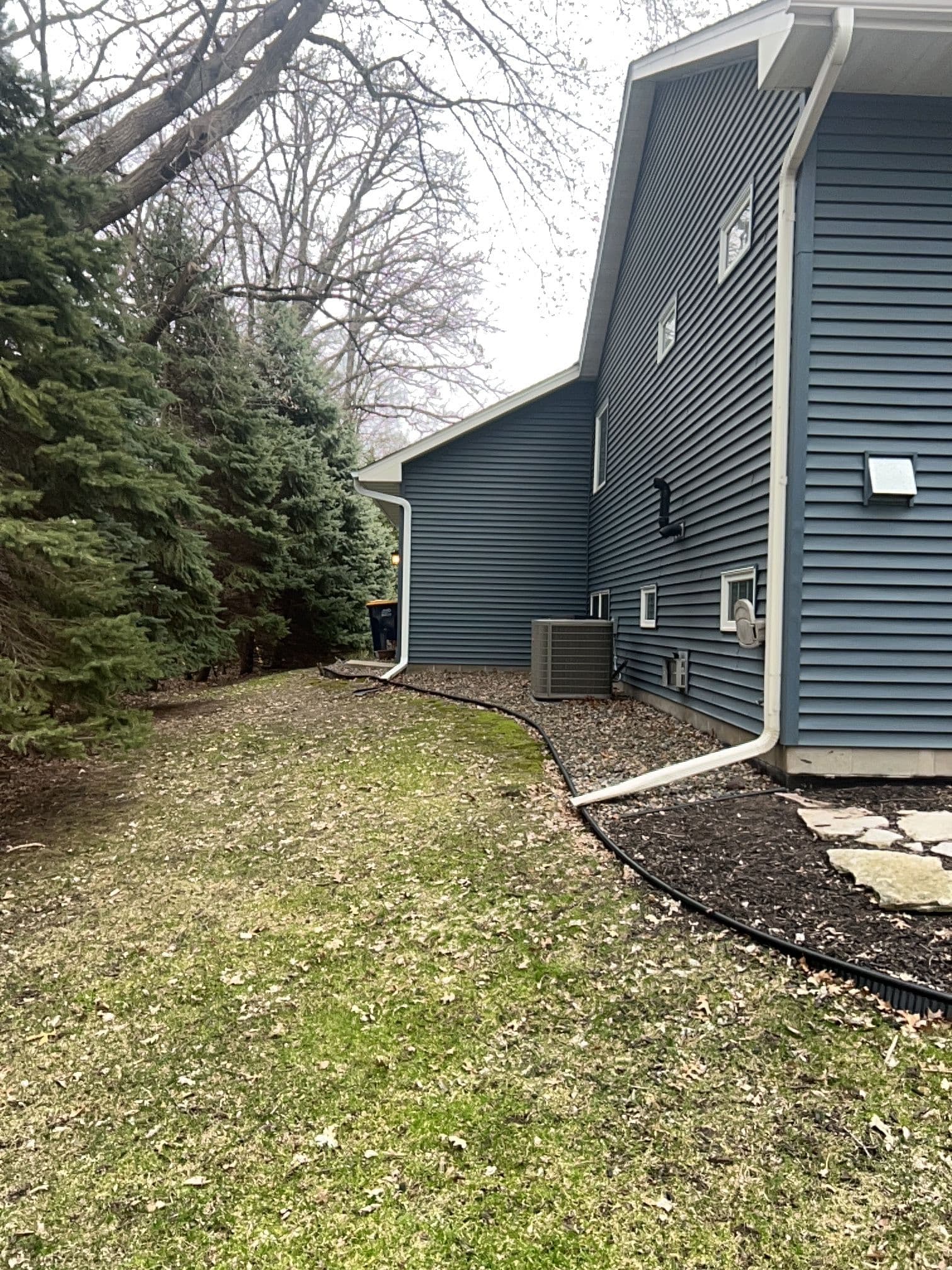 Gallery photos for Washed-Out Side Yard Fixed with Boulder Wall and Stone Path: Image #5